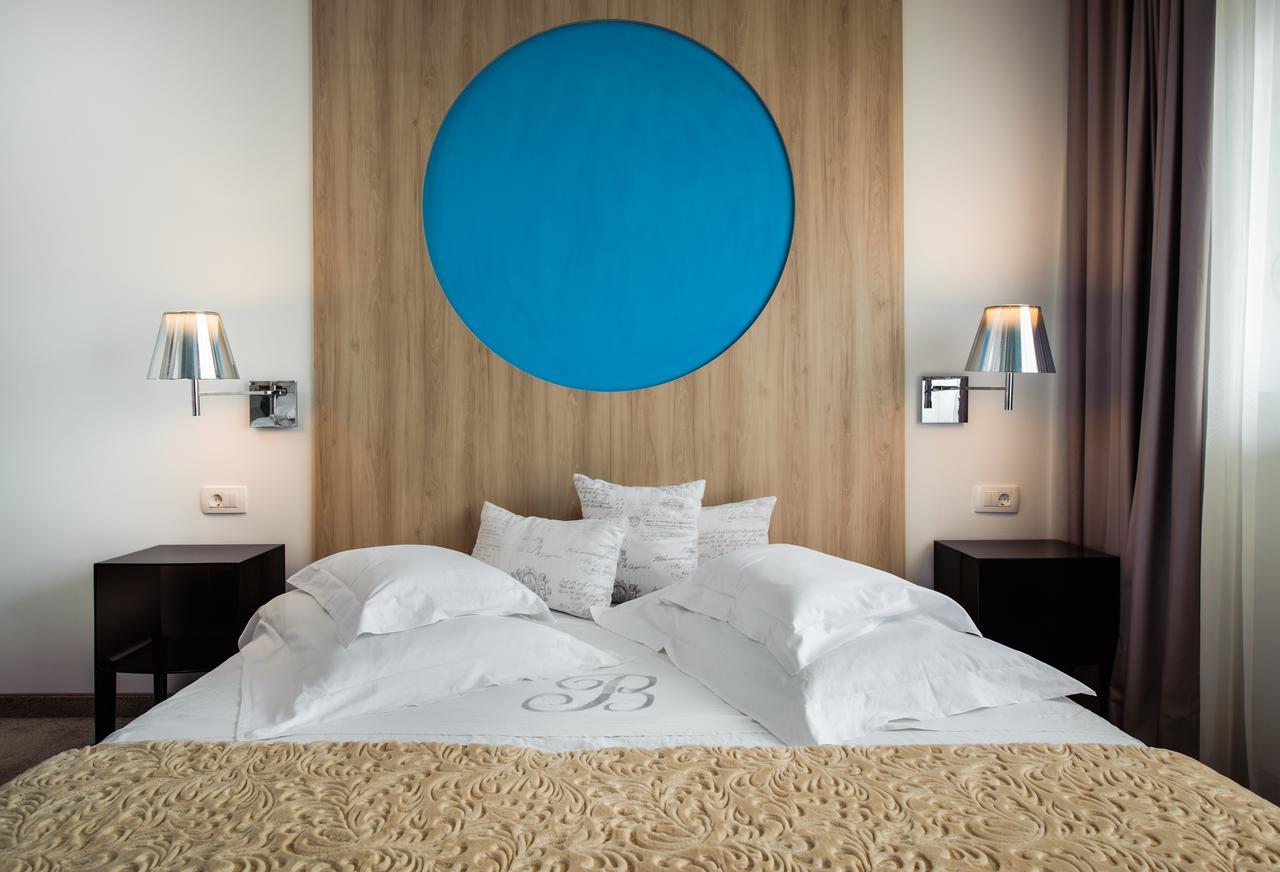 Boban Luxury Couette-café 4*