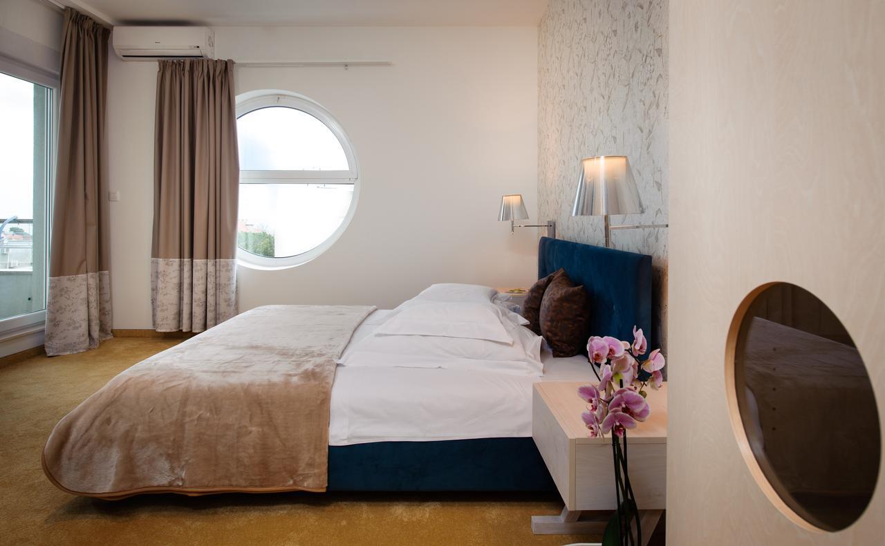 Boban Luxury Couette-café 4*